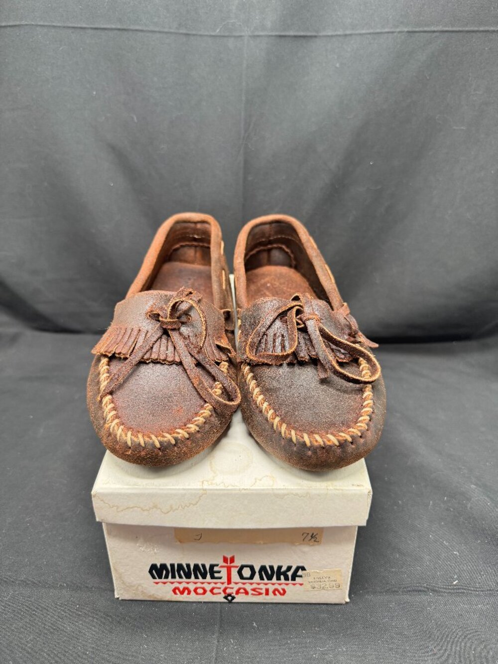 Vintage Women's 593 Kilty Brown Leather Minnetonka Moccasins Size 7.5 New in Box